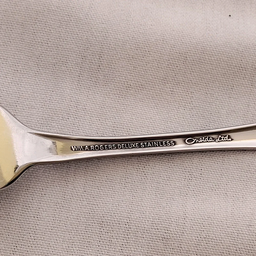 Wm A Rogers Oneida Mansfield Amadeus Stainless Flatware Set 15pc Ornate